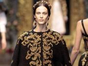 Barok trendinin en moda kumaşı brokar