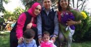 Anne-baba olmak için son umut ülkelerine geldiler