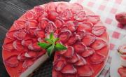 Çilekli cheesecake