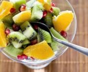 Unutkanlığa iyi gelen meyve salatası